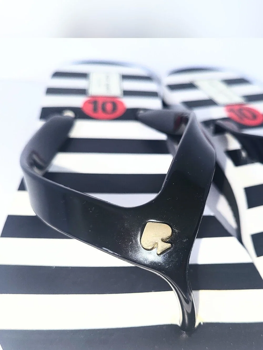 NWT Kate Spade Milli Flip Flop Wedge Thong Sandal Black & White Striped Size 10